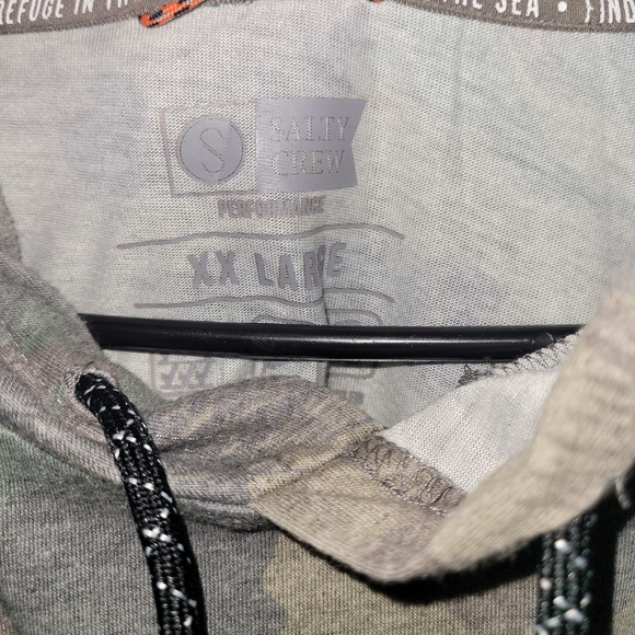 Salty Crew Gray Camo Performance Hoodie - Picture 2 of 3